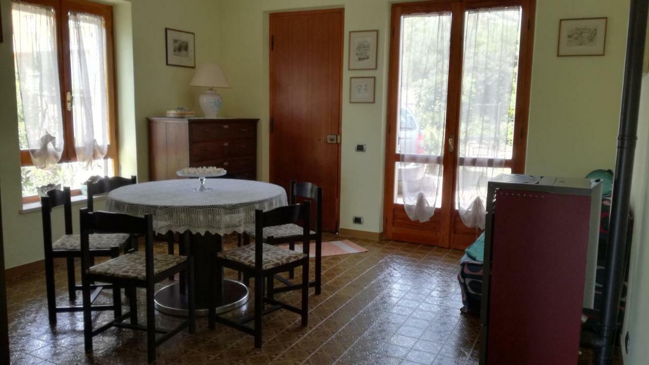 カーラゴノネCasa Degli Oleandri Sul Cortile R6314アパートメント エクステリア 写真